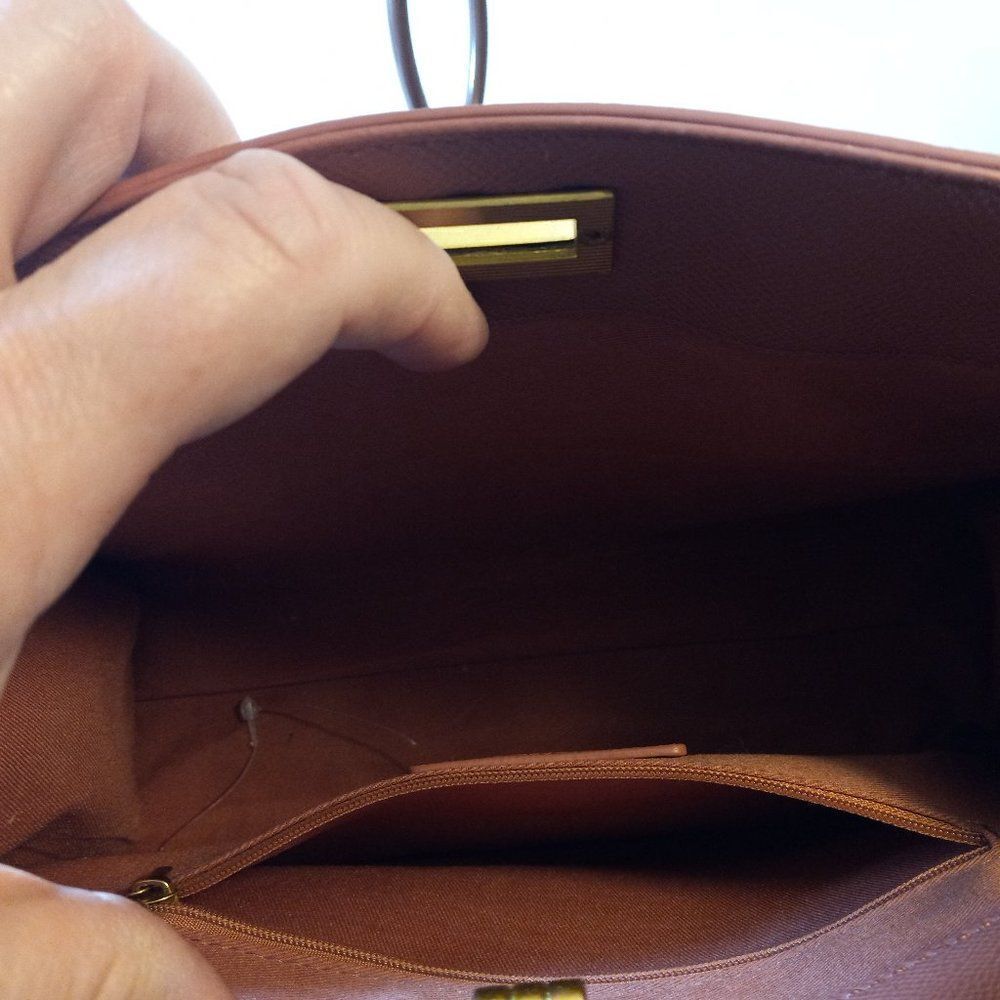 Like Dreams Handbag  - Picture 5 of 9